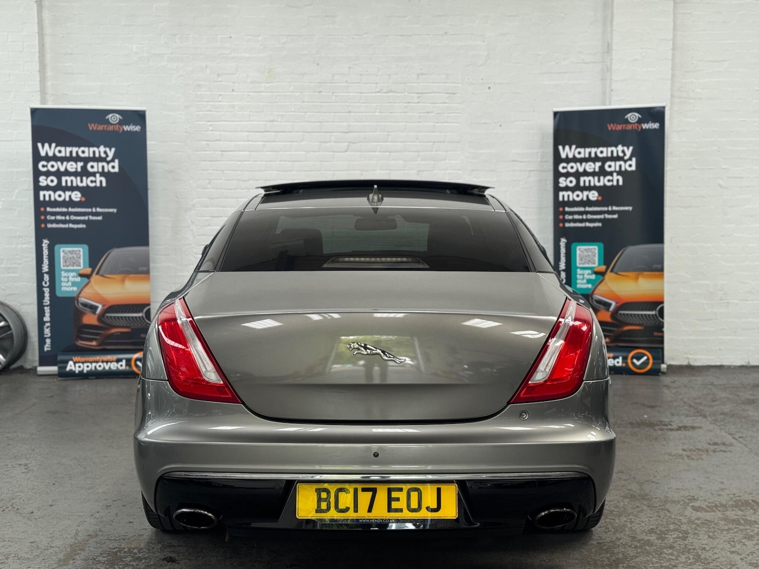 Used Jaguar XJ 2017 for sale - 76988577: Photo 13