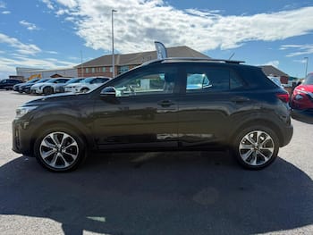 Used Kia Stonic 2017 for sale - 79540032: Photo