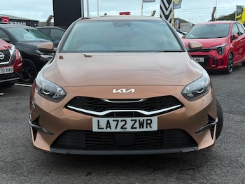 Used Kia Ceed 2023 for sale - 79540332: Photo