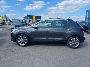 Used Kia Stonic 2020 for sale - 79621970: Photo