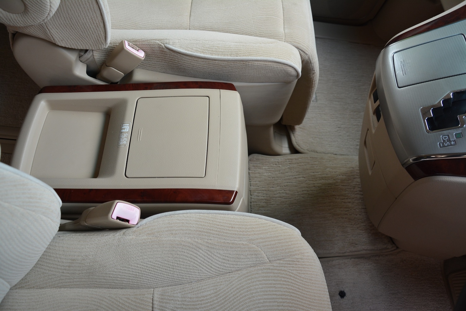 Used Toyota Alphard 2025 for sale - 76778423: Photo 25