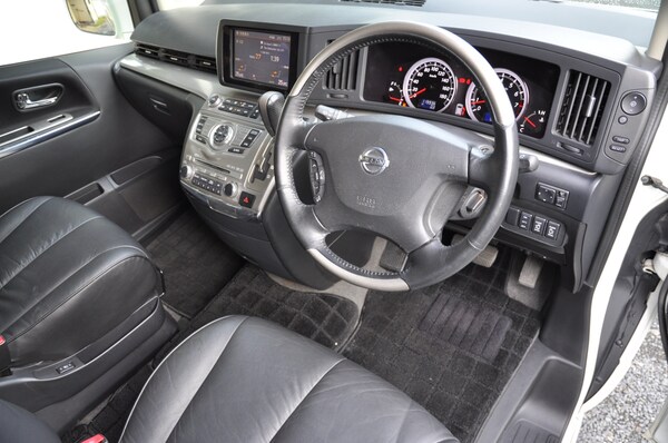 Used Nissan Elgrand 2024 for sale - 74566912: Photo 14