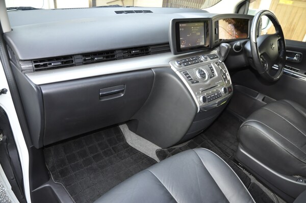 Used Nissan Elgrand 2024 for sale - 74566912: Photo 15