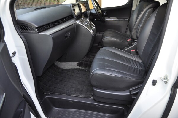 Used Nissan Elgrand 2024 for sale - 74566912: Photo 16