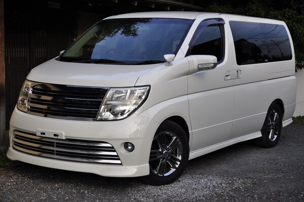 Used Nissan Elgrand 2024 for sale - 74566912: Photo 1
