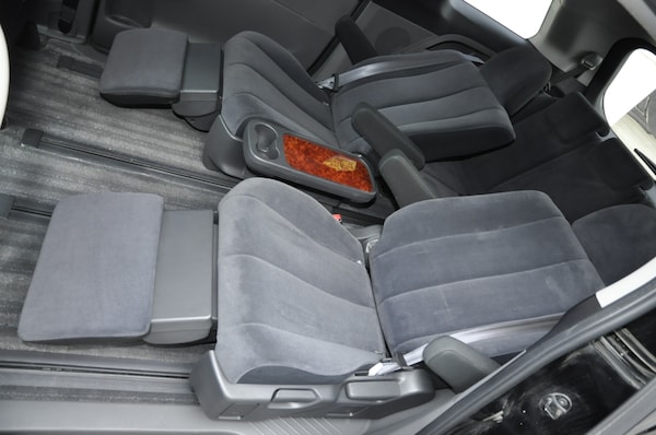 Used Toyota Estima 2011 for sale - 74050787: Photo 11