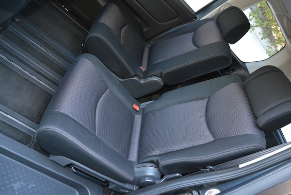 Used Nissan Serena 2012 for sale - 75774620: Photo 15