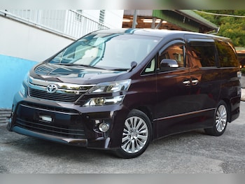 Used Toyota Vellfire 2014 for sale - 76554775: Photo