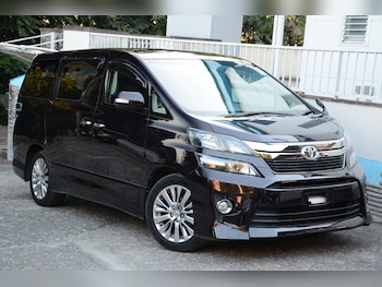 Used Toyota Vellfire 2014 for sale - 76554775: Photo