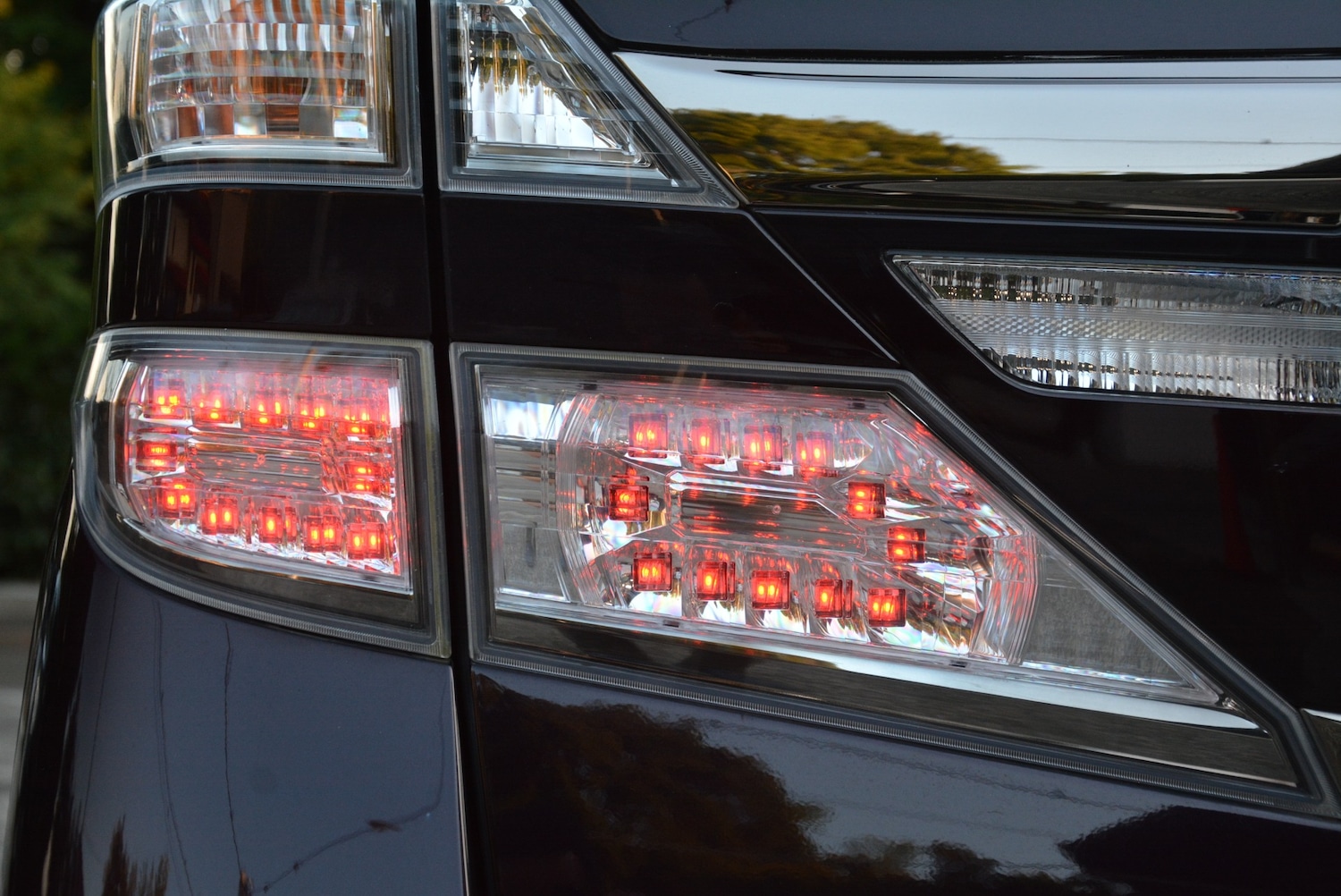 Used Toyota Vellfire 2014 for sale - 76554775: Photo 8