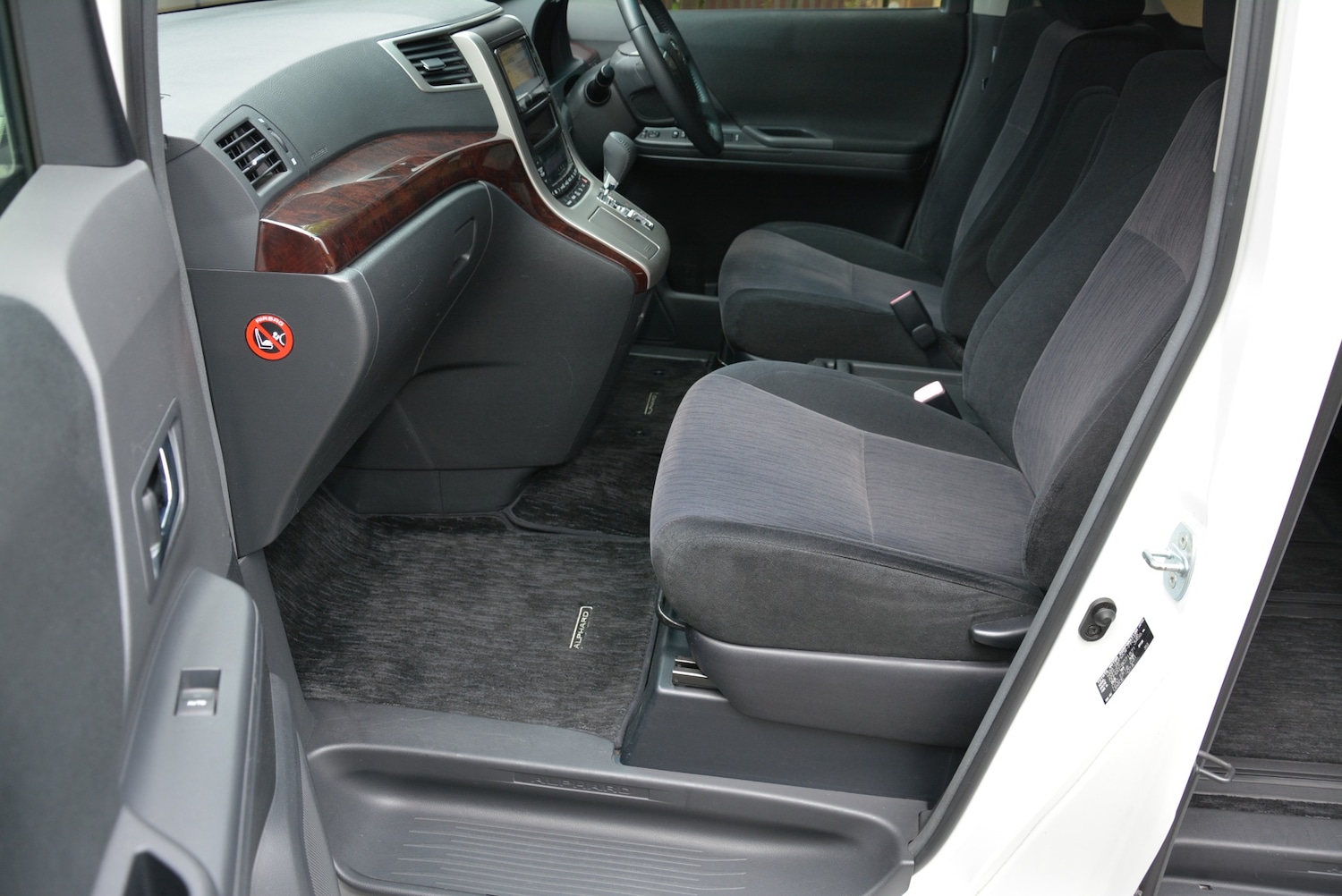 Used Toyota Alphard 2013 for sale - 76554529: Photo 13