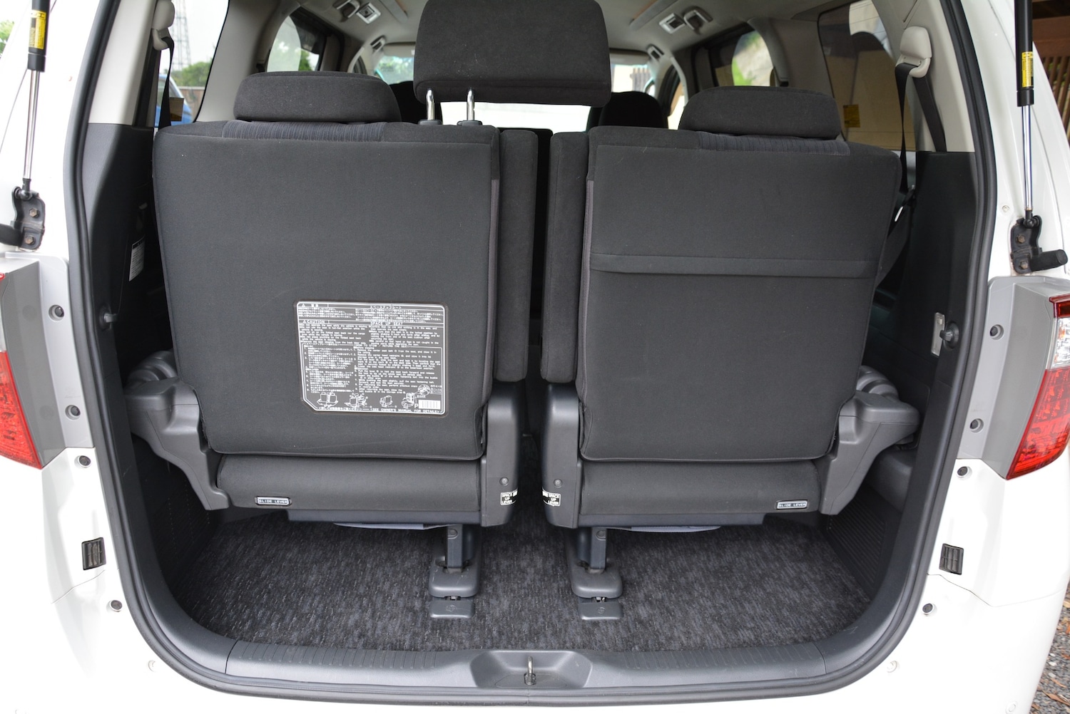 Used Toyota Alphard 2013 for sale - 76554529: Photo 18