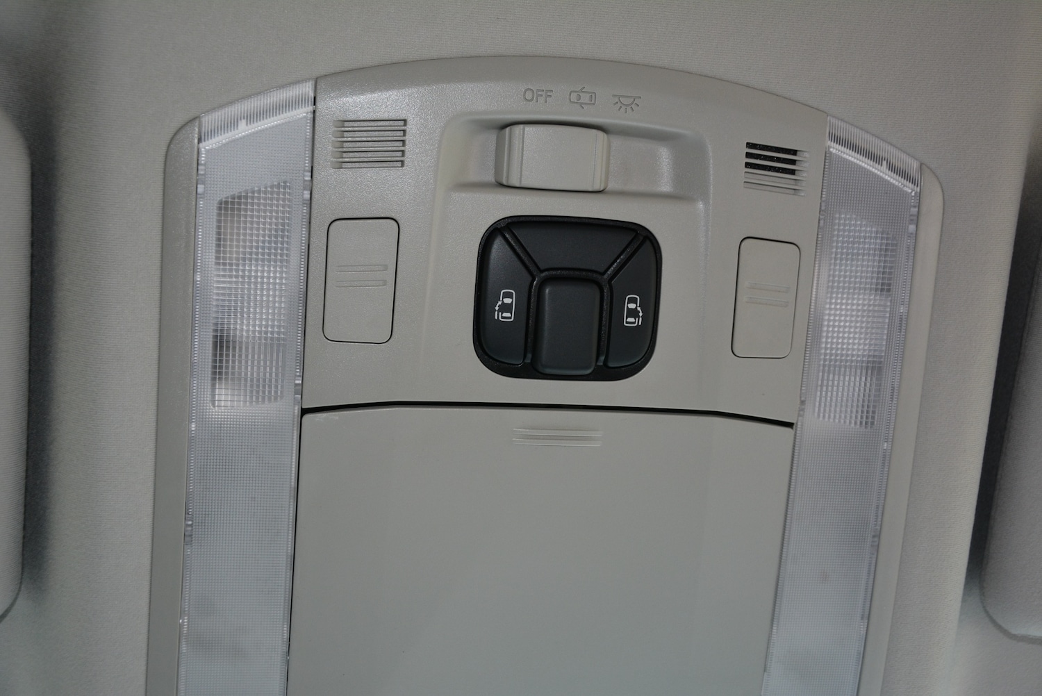 Used Toyota Alphard 2013 for sale - 76554529: Photo 23