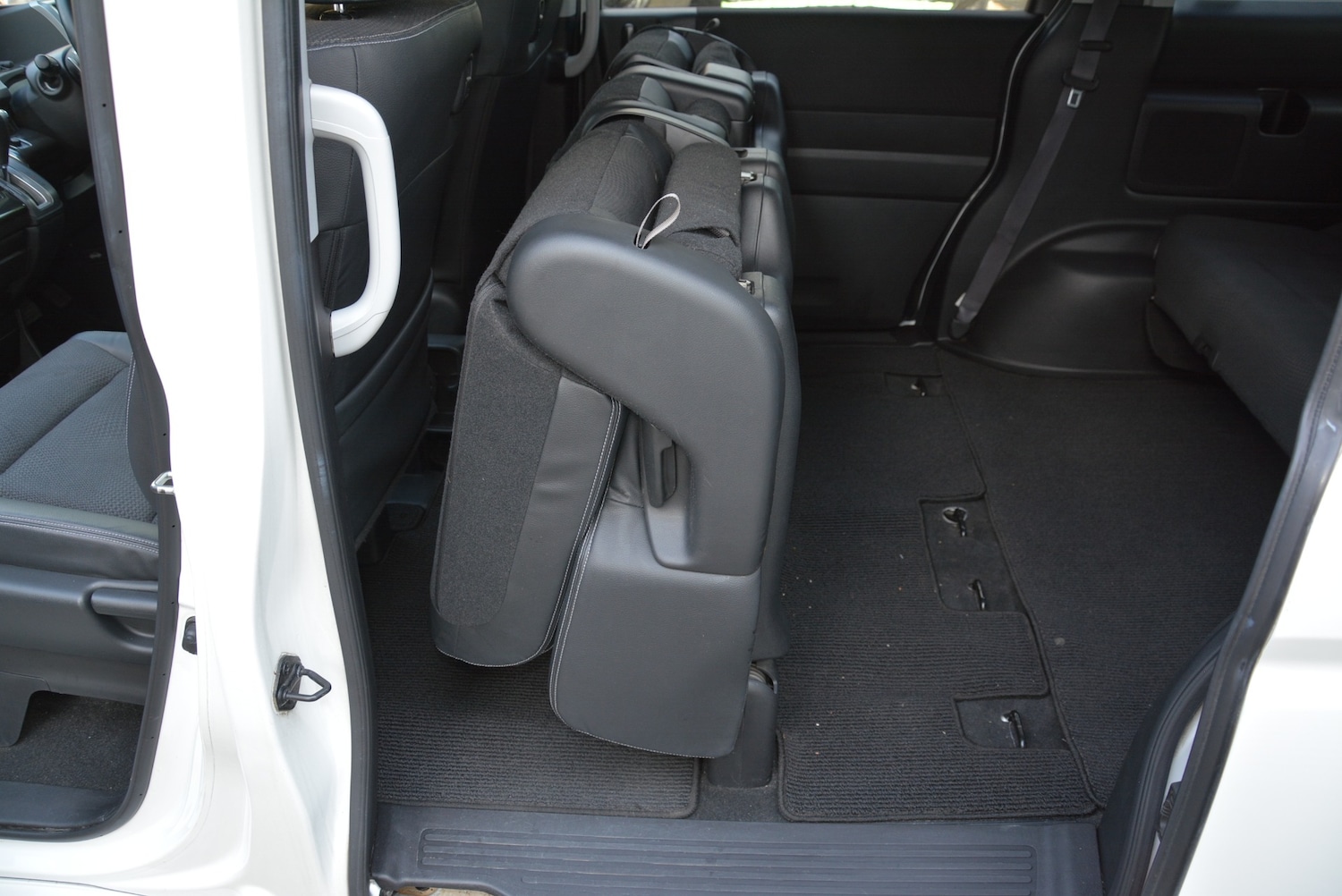 Used Honda Stepwagon 2014 for sale - 76262723: Photo 15