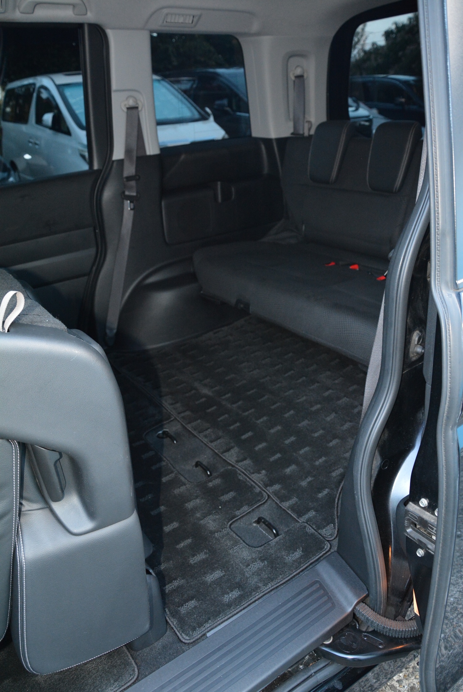 Used Honda Stepwagon 2014 for sale - 76555260: Photo 15