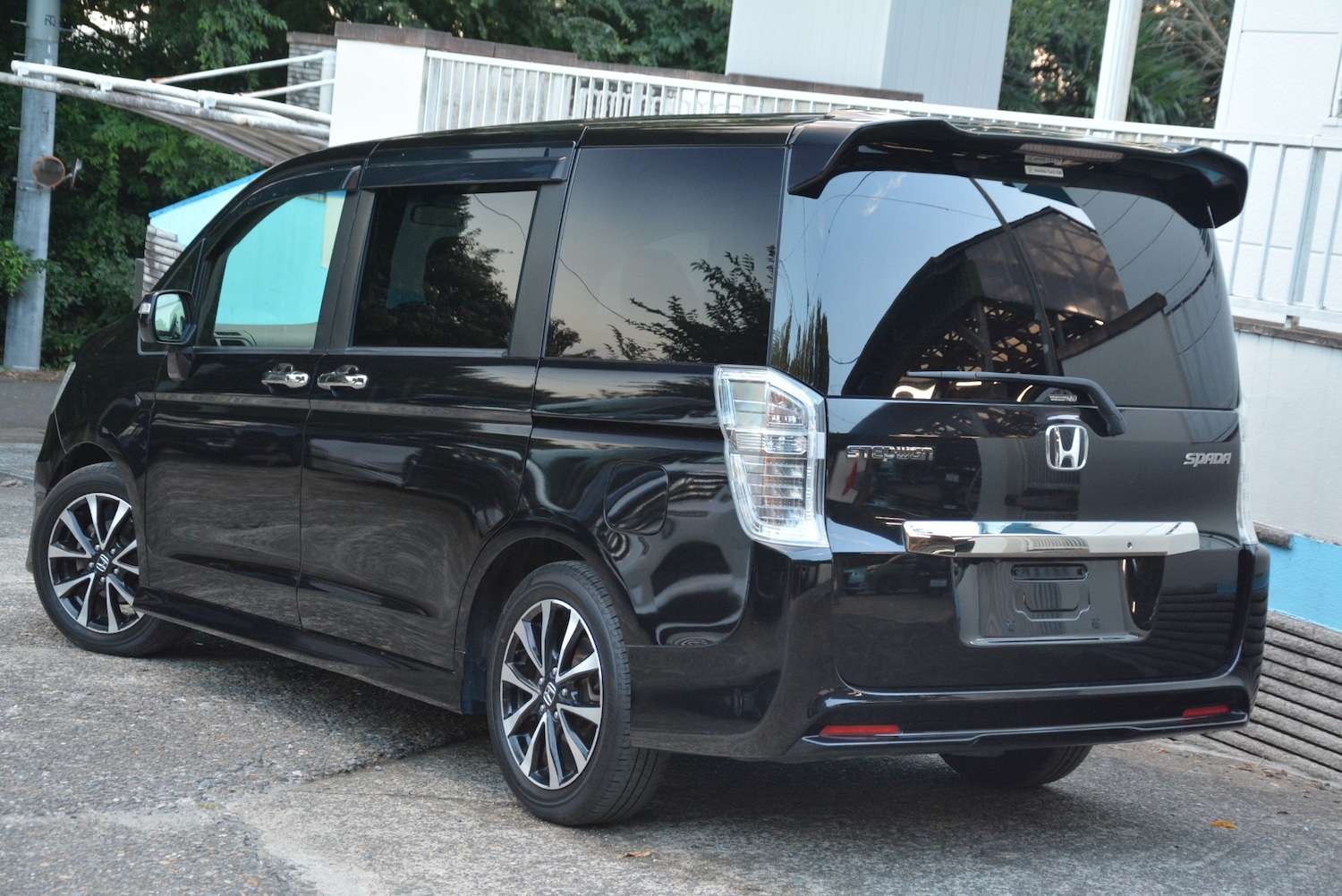 Used Honda Stepwagon 2014 for sale - 76555260: Photo 7
