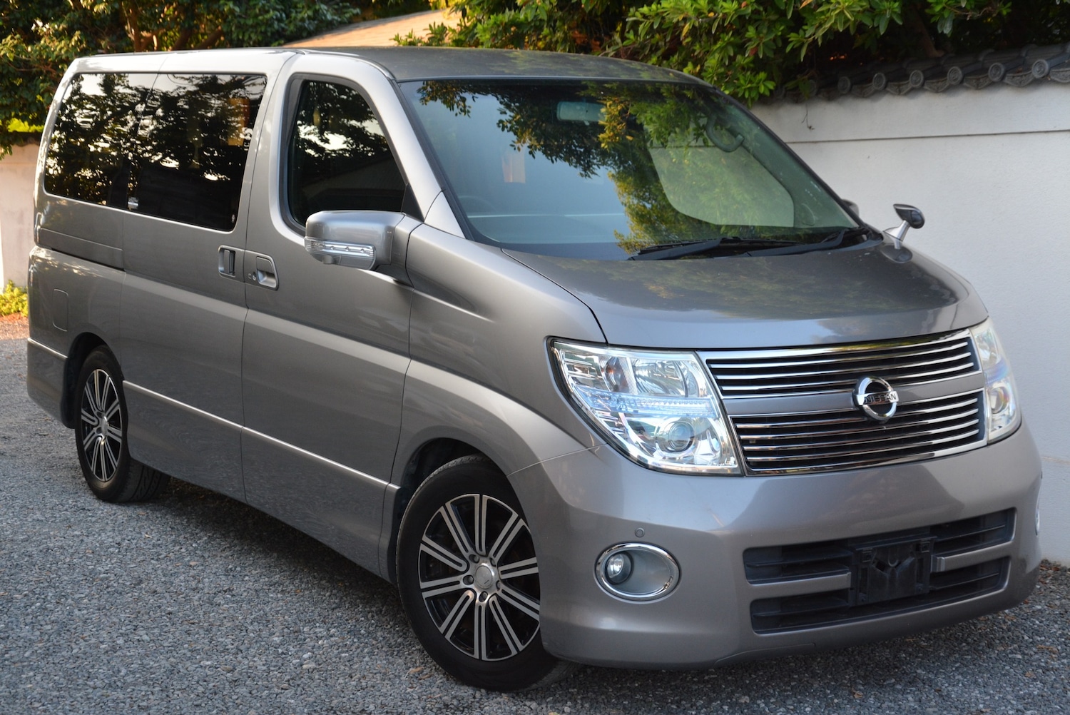 Used Nissan Elgrand 2025 for sale - 77404245: Photo 2