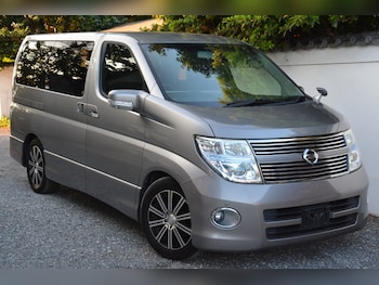 Used Nissan Elgrand 2009 for sale - 77404245: Photo