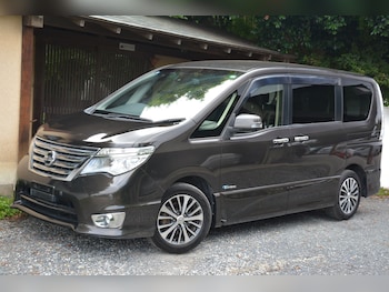 Used Nissan Serena 2015 for sale - 76555376: Photo