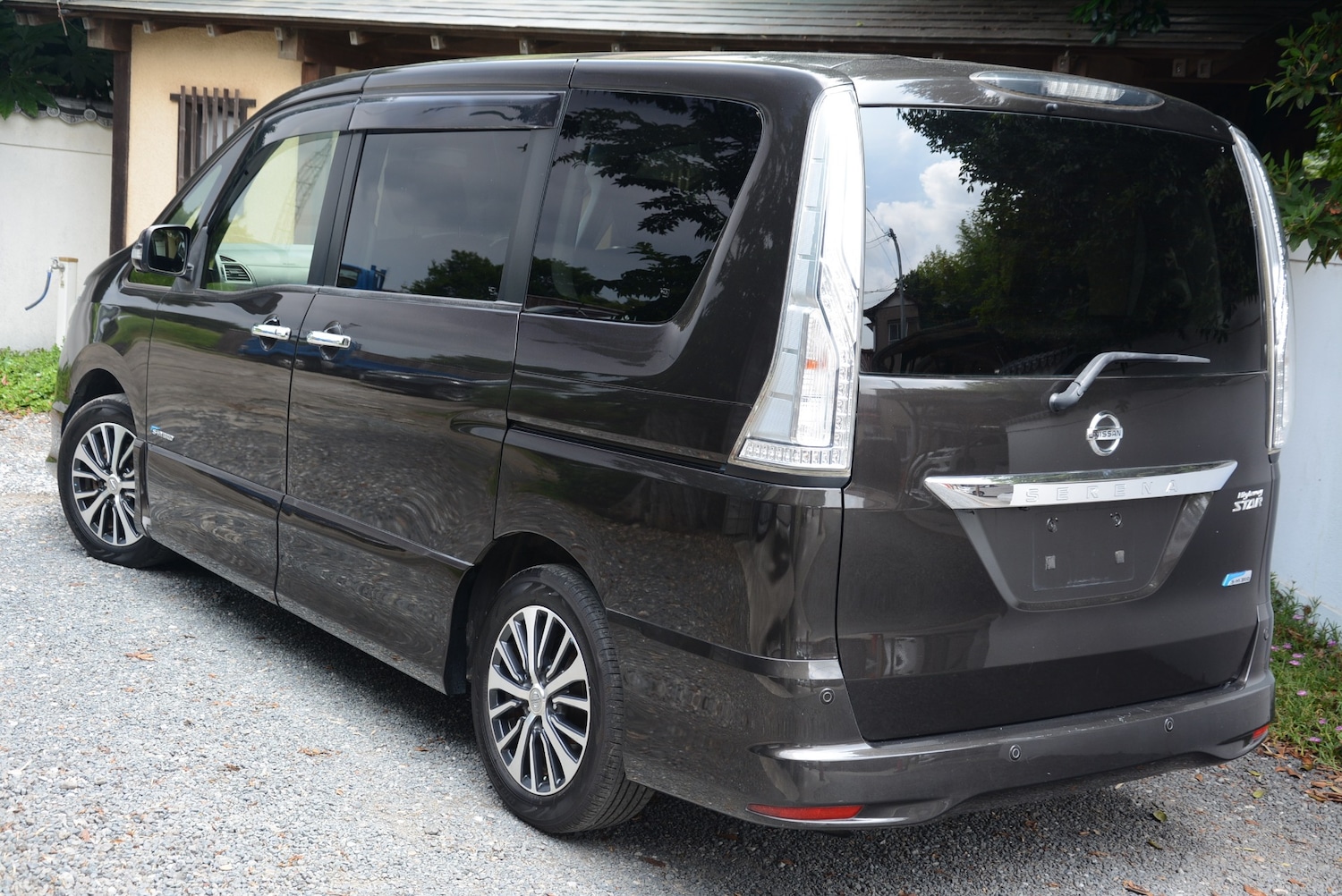 Used Nissan Serena 2015 for sale - 76555376: Photo 7