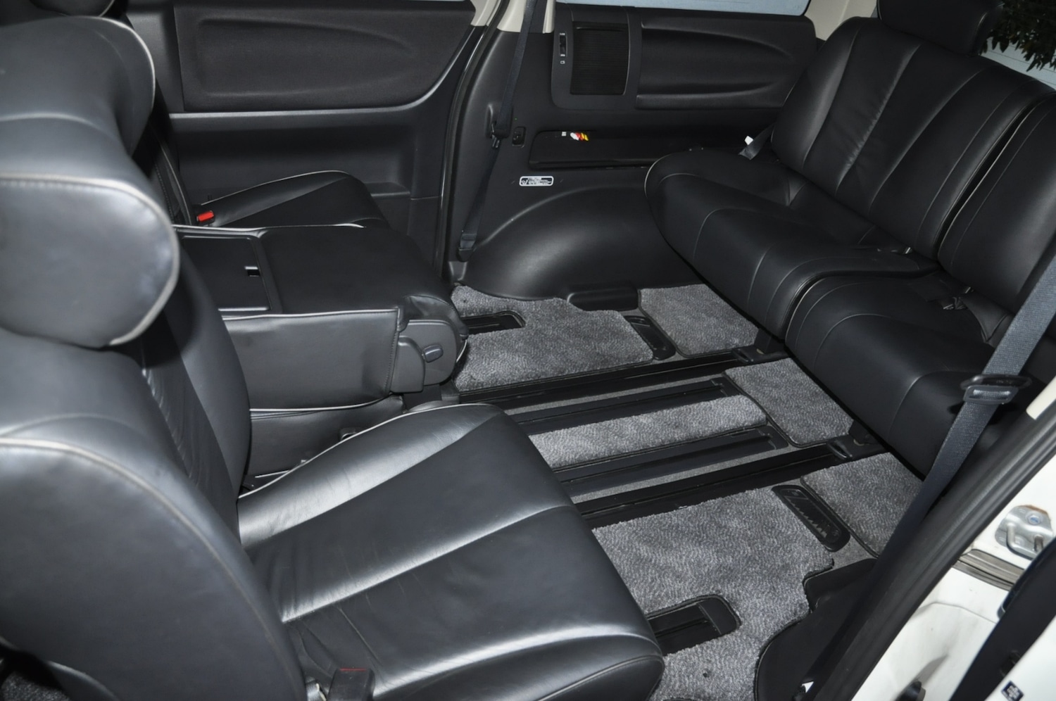 Used Nissan Elgrand 2024 for sale - 76554044: Photo 14