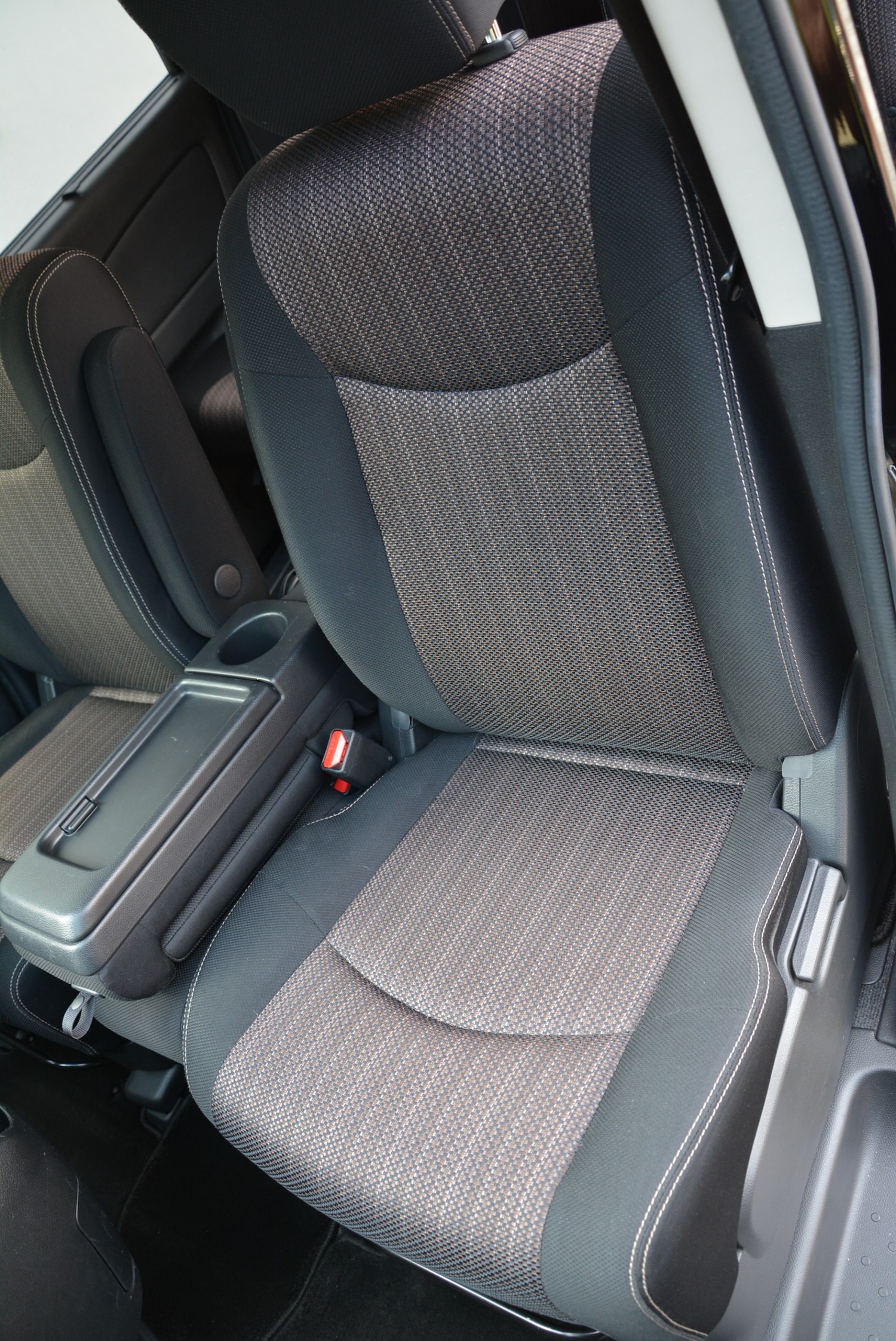 Used Nissan Serena 2014 for sale - 76555215: Photo 14