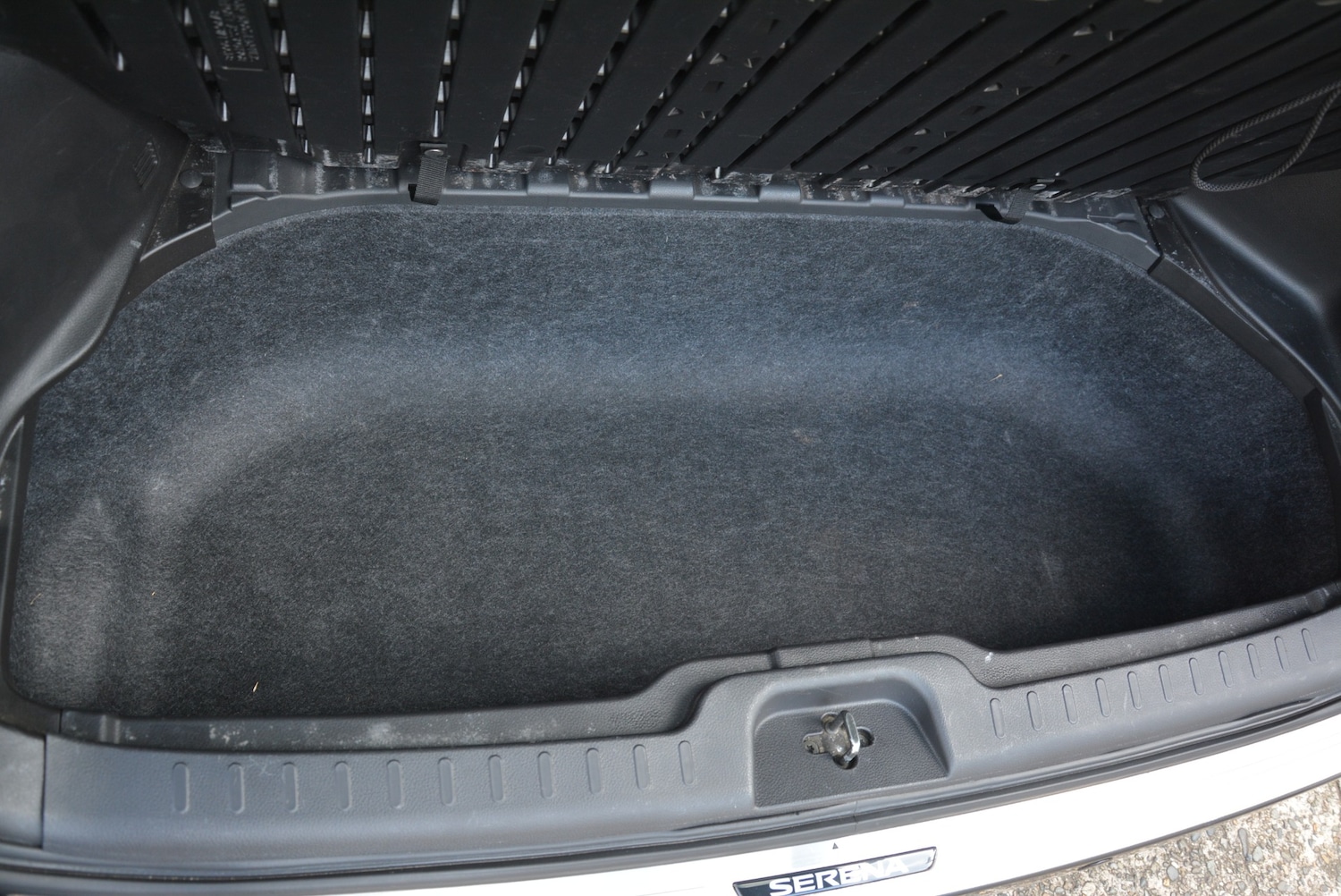 Used Nissan Serena 2014 for sale - 76555215: Photo 22