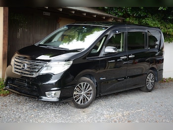 Used Nissan Serena 2014 for sale - 76555215: Photo