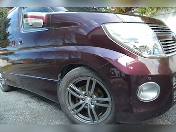 Used Nissan Elgrand 2009 for sale - 76780076: Photo