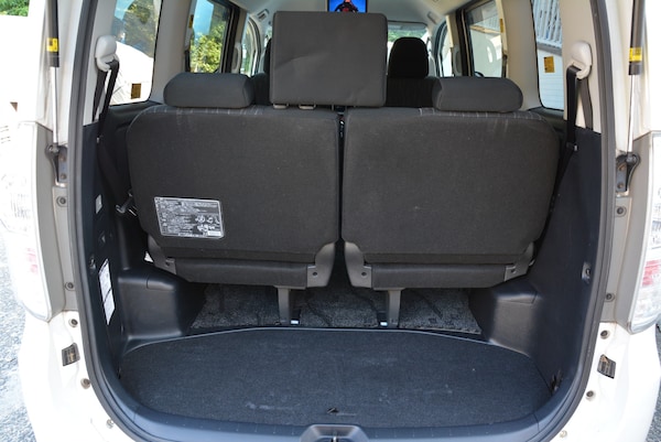 Used Toyota Voxy 2012 for sale - 73455680: Photo 14