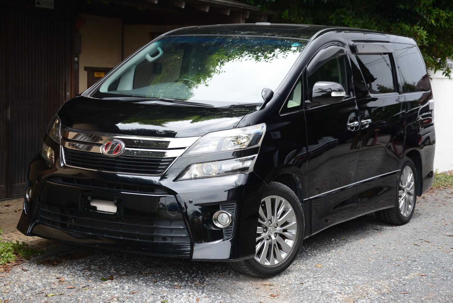 Used Toyota Vellfire 2025 for sale - 76555103: Photo 1