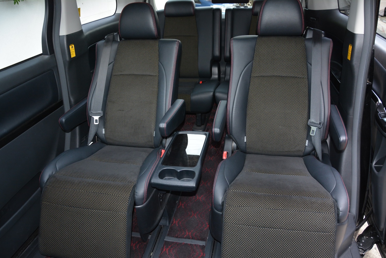 Used Toyota Vellfire 2025 for sale - 76555103: Photo 21