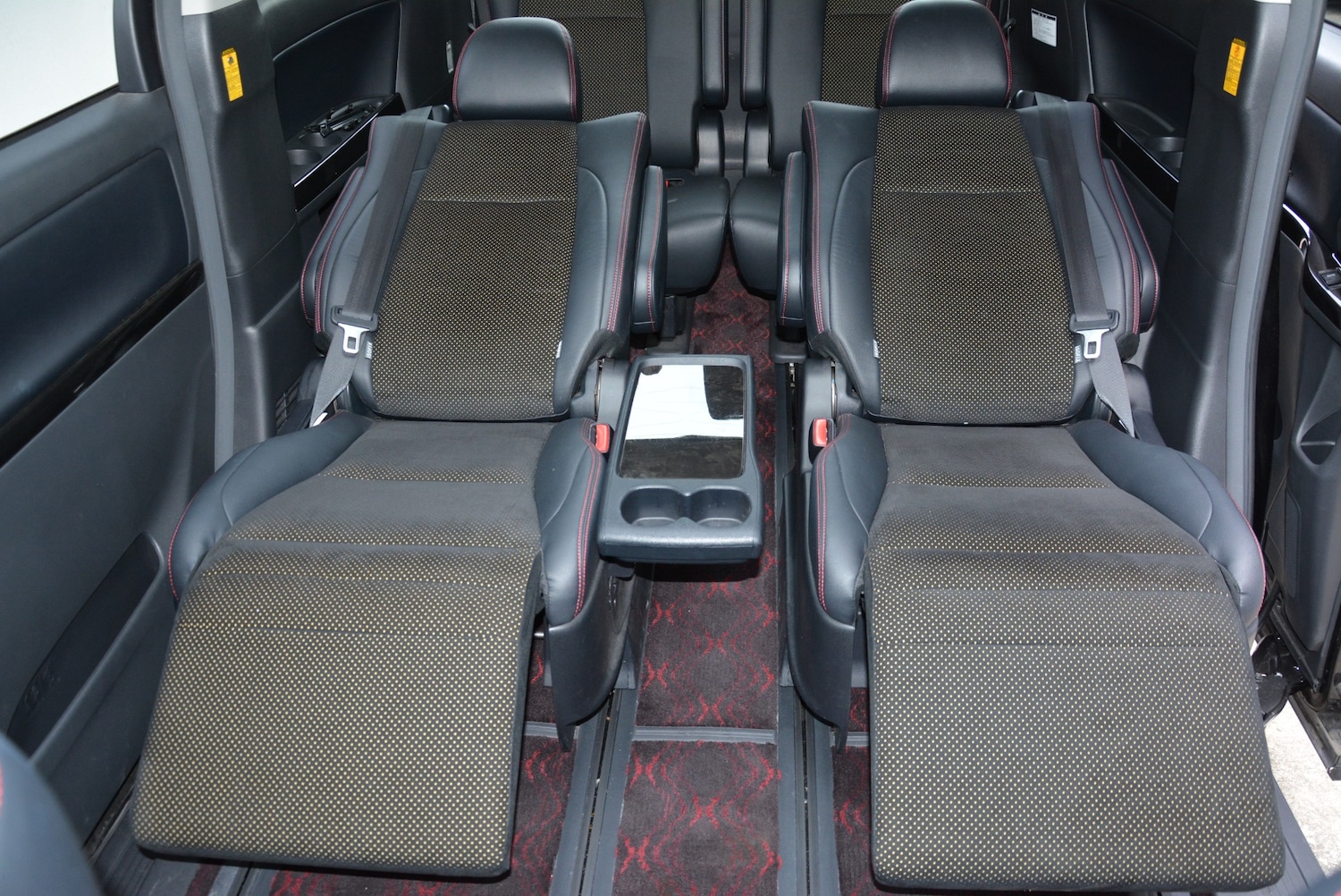 Used Toyota Vellfire 2025 for sale - 76555103: Photo 22