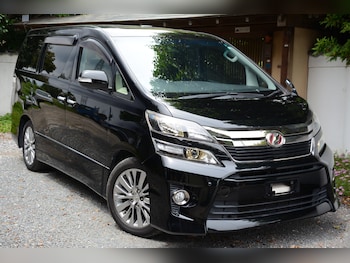 Used Toyota Vellfire 2014 for sale - 76555103: Photo