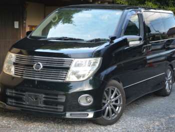 Used Nissan Elgrand 2010 for sale - 73455563: Photo