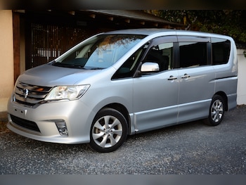 Used Nissan Serena 2011 for sale - 75774795: Photo