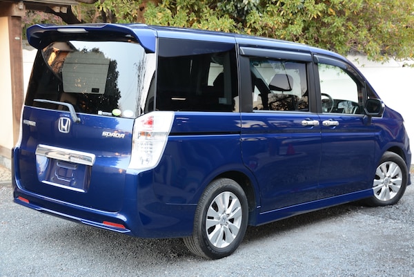 Used Honda Stepwagon 2011 for sale - 74181518: Photo 4