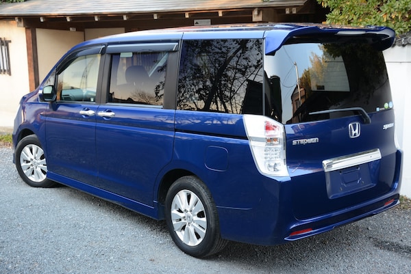 Used Honda Stepwagon 2011 for sale - 74181518: Photo 6