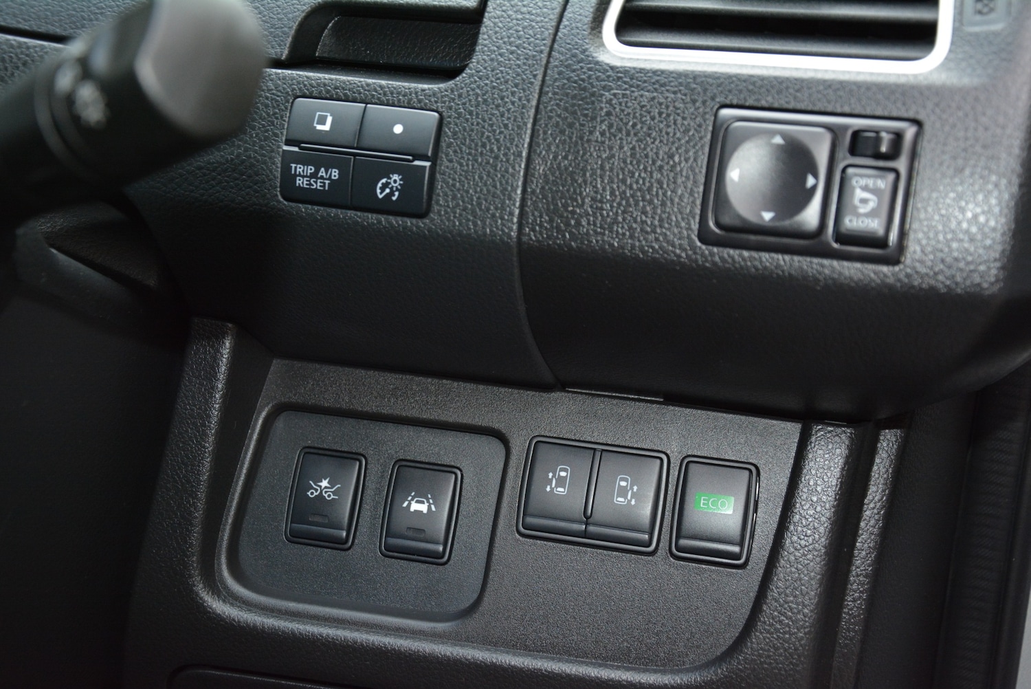 Used Nissan Serena 2014 for sale - 76555292: Photo 24