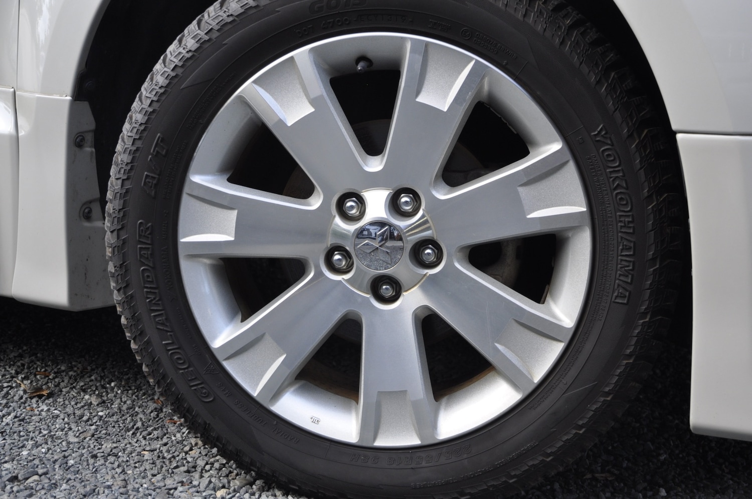 Used Mitsubishi Delica 2010 for sale - 76115569: Photo 5