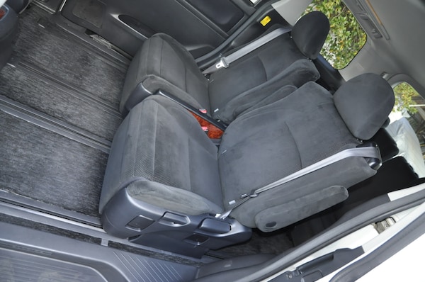 Used Toyota Vellfire 2010 for sale - 73455396: Photo 10
