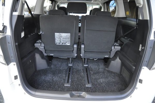 Used Toyota Vellfire 2010 for sale - 73455396: Photo 13