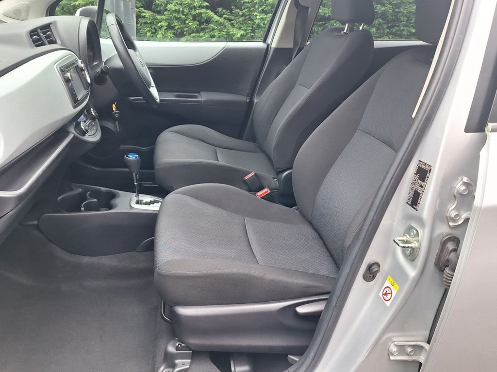 Used Toyota Yaris 2013 for sale - 77276244: Photo 12