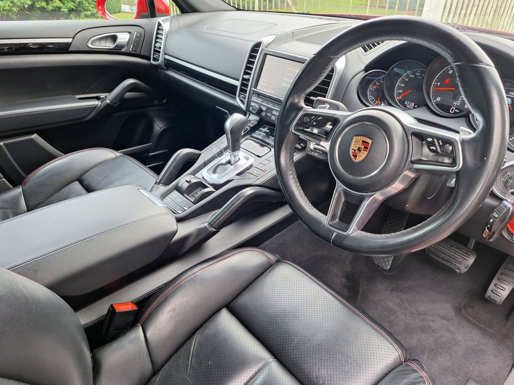 Used Porsche Cayenne 2016 for sale - 76710961: Photo 13