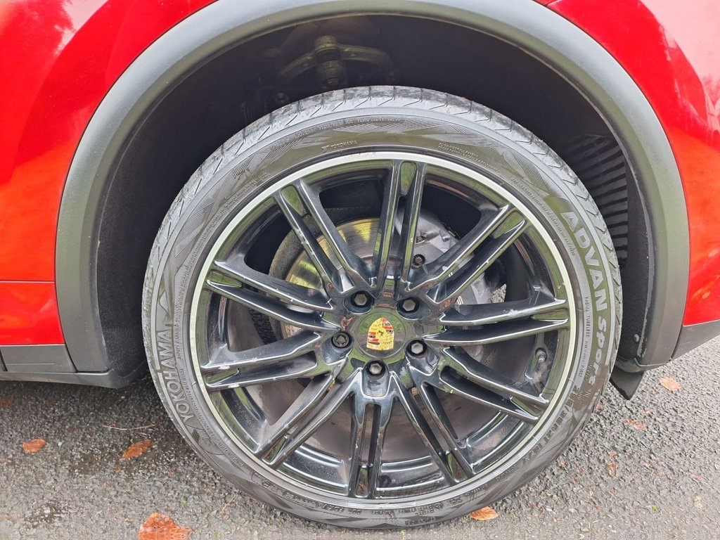 Used Porsche Cayenne 2016 for sale - 76710961: Photo 40