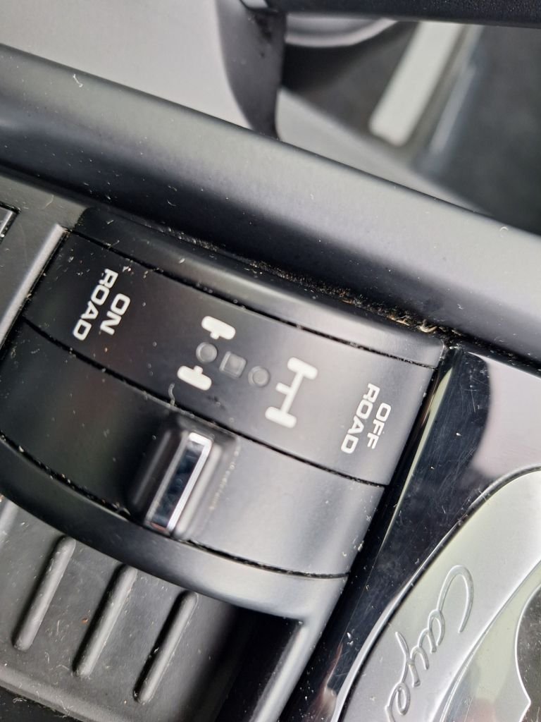 Used Porsche Cayenne 2016 for sale - 76710961: Photo 46