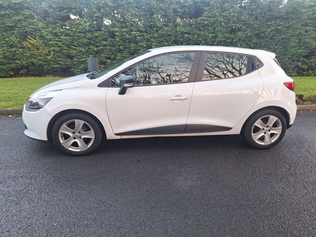 Used Renault Clio 2015 for sale - 77014206: Photo 4