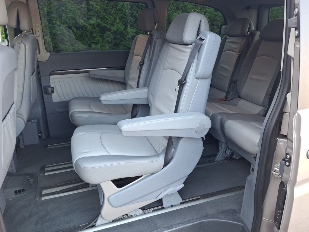 Used Mercedes-Benz Viano 2009 for sale - 76631759: Photo 13