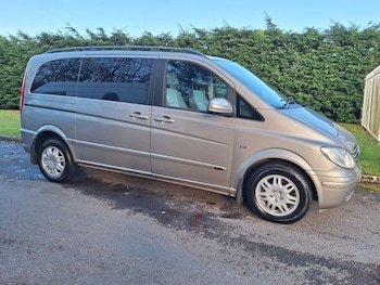 Used Mercedes-Benz Viano 2009 for sale - 76631759: Photo