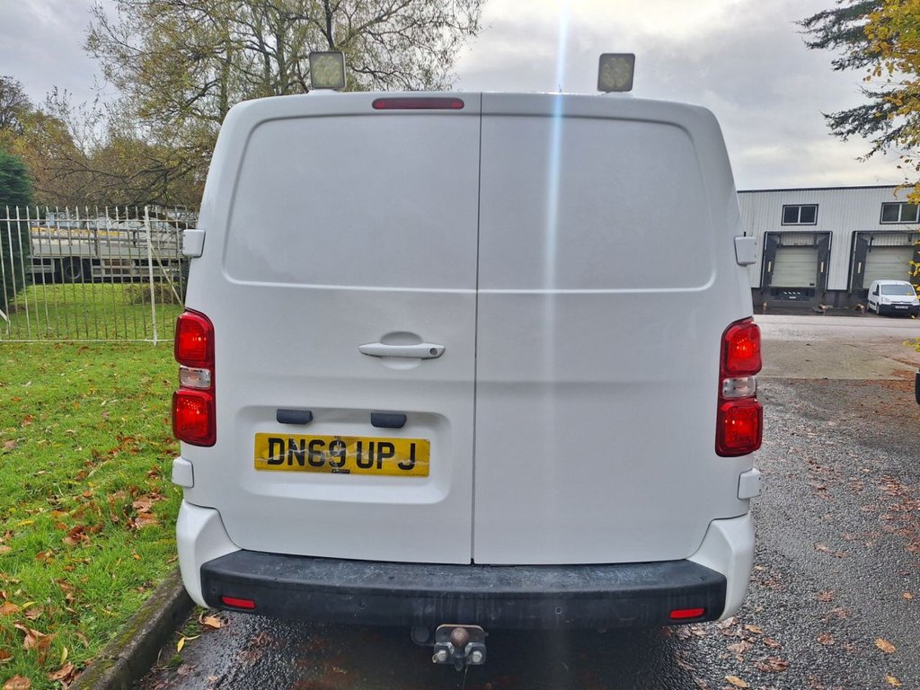 Used Vauxhall Vivaro 2019 for sale - 76430314: Photo 8
